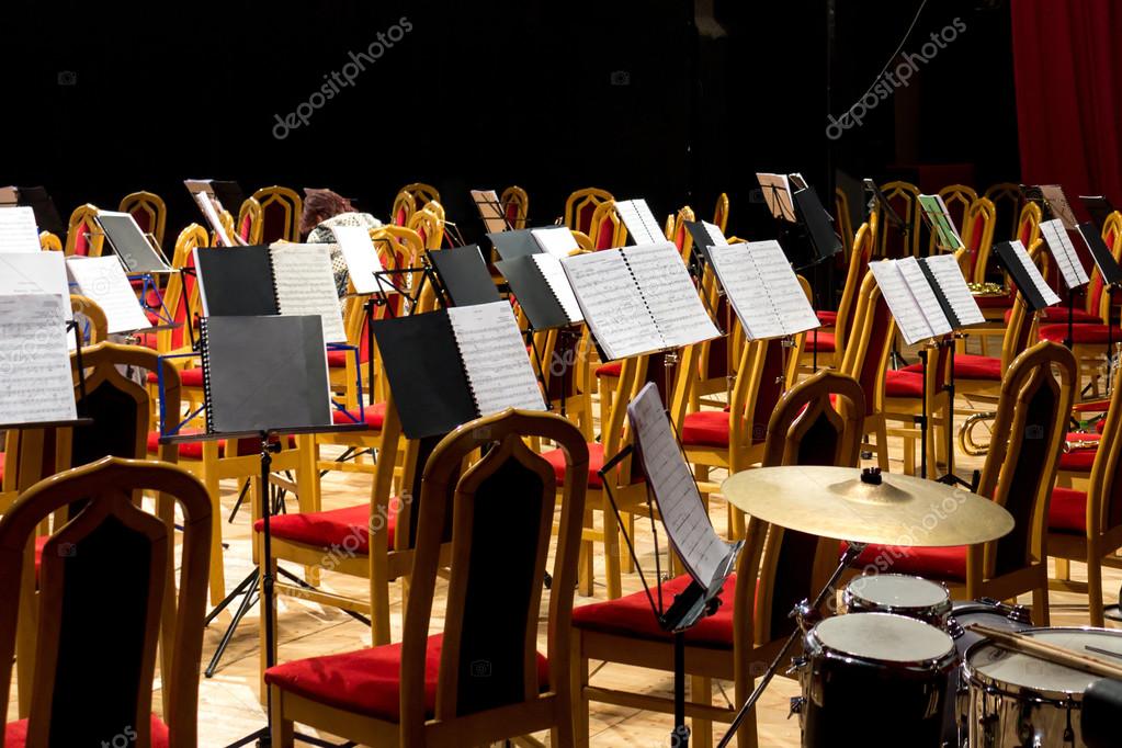 Orchestra sinfonica durante un concerto