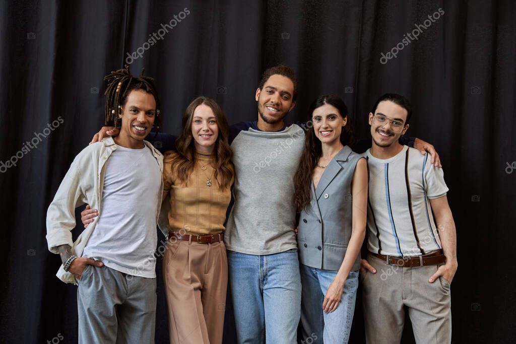 Foto di gruppo dello staff e dei partner di progetto
